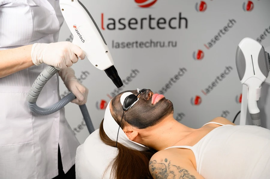 Процедура выполнена на неодимовом лазере Lasertech H2